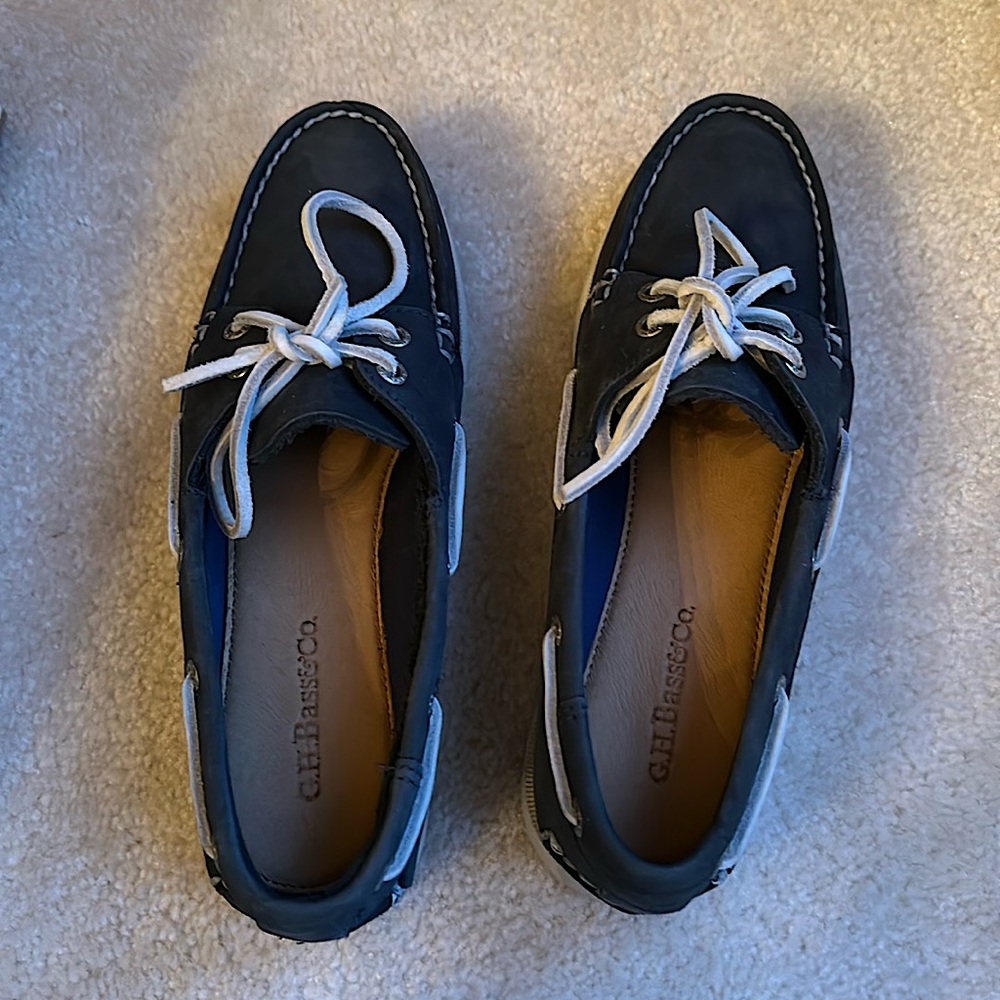 GH BASS Women’s Navy Nubuck Top Sider / Boat Shoes 8M